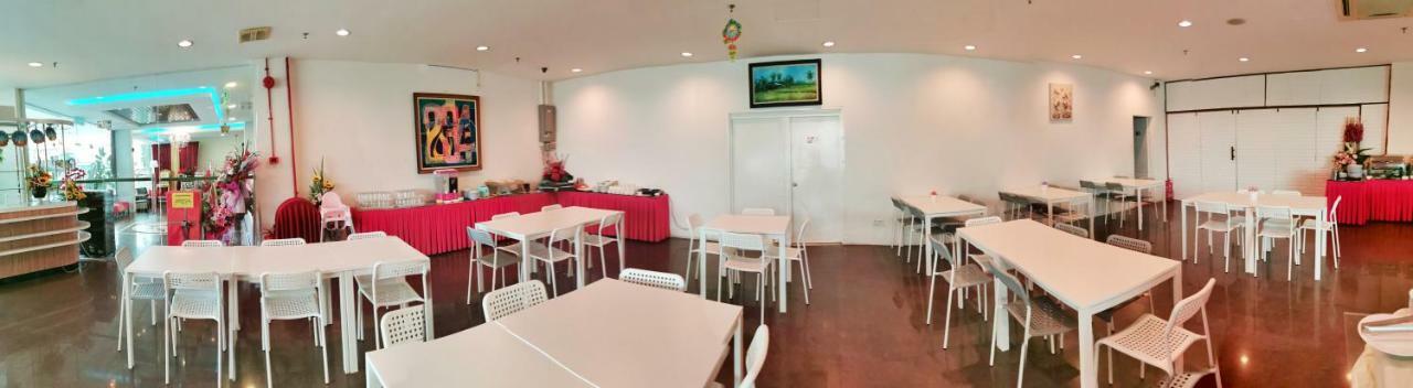 Merilton Hotel Σουνγκάϊ Πετάνι Εξωτερικό φωτογραφία
