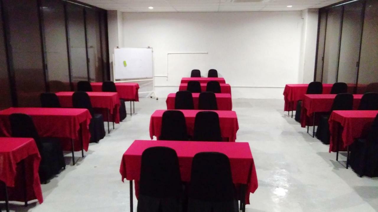 Merilton Hotel Σουνγκάϊ Πετάνι Εξωτερικό φωτογραφία